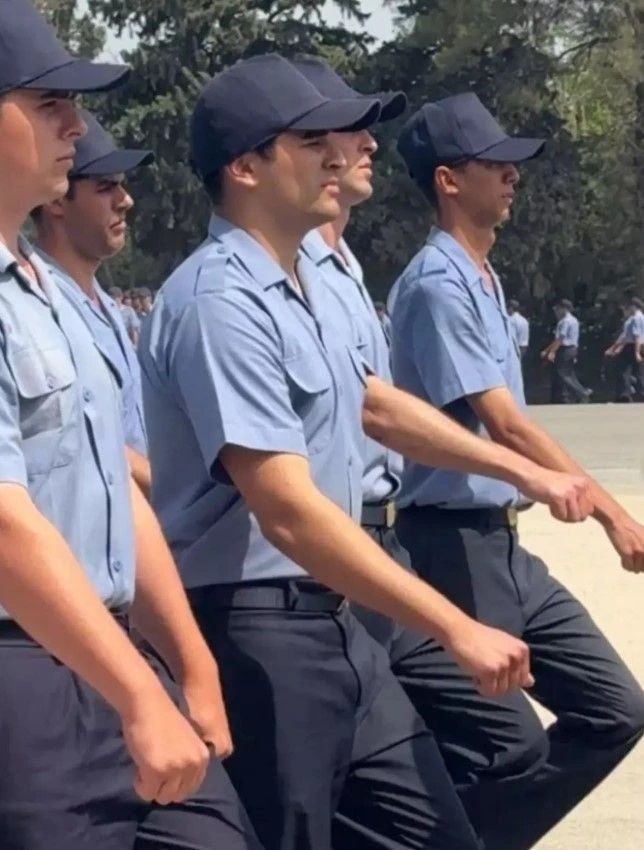 Askerliğini bitiren Mert Ramazan Demir’in yemin töreninden kareler ortaya çıktı 3