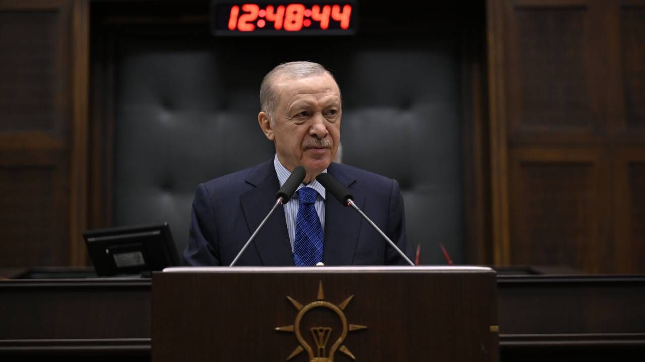Cumhurbaşkan Erdoğan: Bakalım cumhurbaşkanlığı hevesi yolunda daha kaç CHP'li telef olup gidecek 9