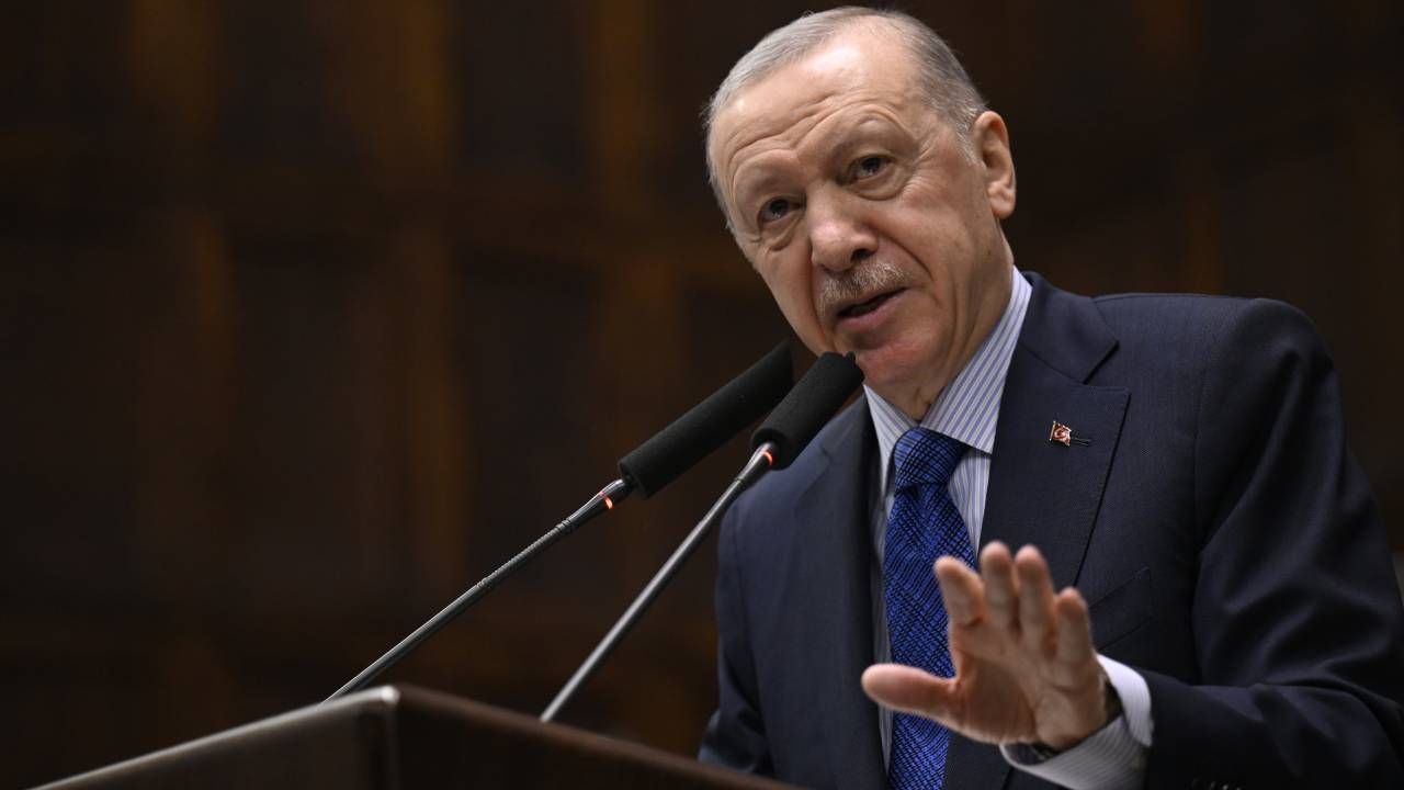 Cumhurbaşkan Erdoğan: Bakalım cumhurbaşkanlığı hevesi yolunda daha kaç CHP'li telef olup gidecek 8
