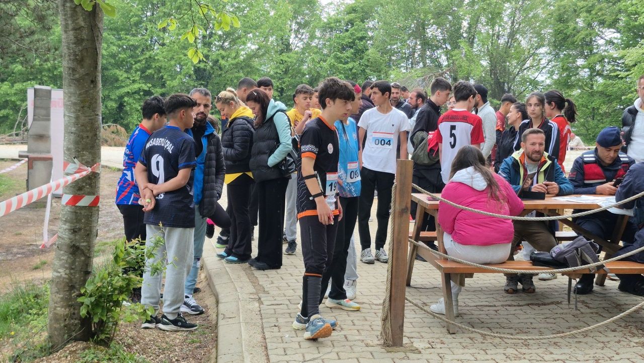 Düzce’de doğa satrancında nefes kesen mücadele! Gençler Oryantiring Şampiyonası tamamlandı 3