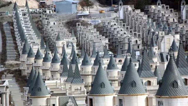 Mudurnu’da ‘Şato’ hayali kabusa döndü: Burj Al Babas’ta 67 milyon dolarlık dolandırıcılık davası! 885’er yıl hapis talebi 6