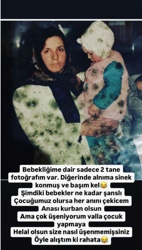 Ünlü komedyen Yasemin Sakallıoğlu, bebeklik fotoğrafını paylaştı! Düştüğü not güldürdü 3