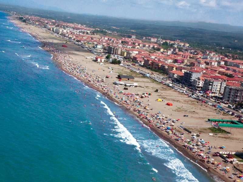 Doğal değil yapay felaket! Karadeniz Karasu’yu yutuyor! O mahallelerde tüm binalar yıkılacak! 2