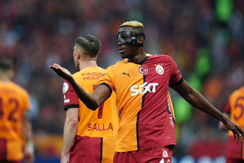 Sergen Yalçın'dan Galatasaray'ın galibiyeti sonrası Osimhen-Icardi karşılaştırması: Havasını bitirdi! 6