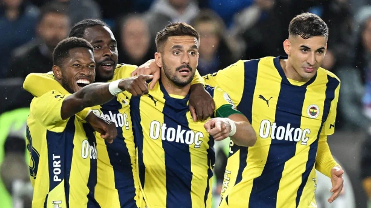 İşte Fenerbahçe'nin derbideki muhtemel 11'i! Jose Mourinho kader maçına çıkıyor 1