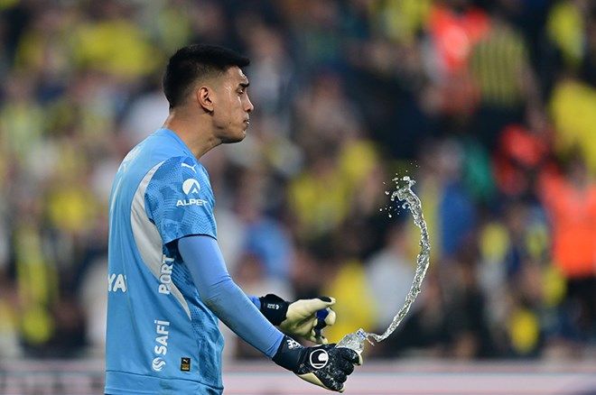 Derbi sonrası ''Özür dilesek ne olacak" deyip canlı yayını terk etti! 2