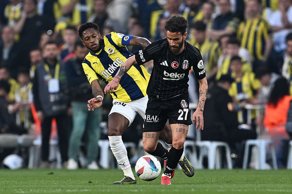 "Kartal Fener'in dünyasını kararttı!" İşte Fenerbahçe - Beşiktaş derbisi sonrası günün spor manşetleri! 1