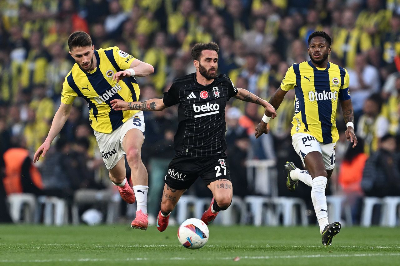 "Jose Mourinho denen ağlak Fenerbahçe'yi, Ali Koç taraftarı bitirdi! Mourinho tarihin en rezil hocası!" Ahmet Çakar'dan tarihe geçecek sözler 6