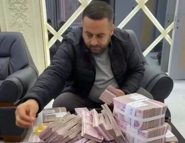 Akıllara durgunluk veren dolandırıcılı: Villasına çöküp TikTok’ta paylaştılar! "Akıyor bugün maşallah" 4
