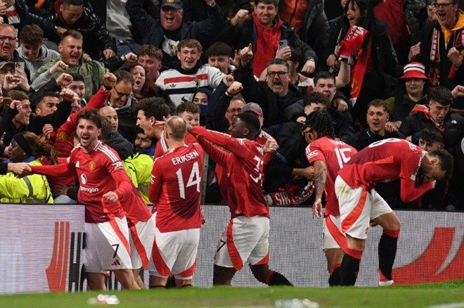 Dünyanın en değerli futbol kulüpleri belli oldu! İki takımdan büyük fark! 15