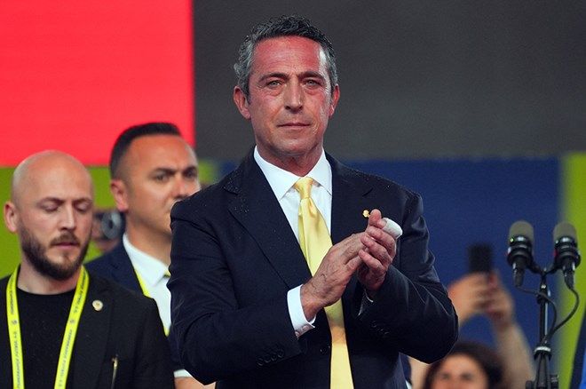 Ali Koç elini masaya vurdu: Seçim, Jose Mourinho, Victor Osimhen ve transferler.. 8