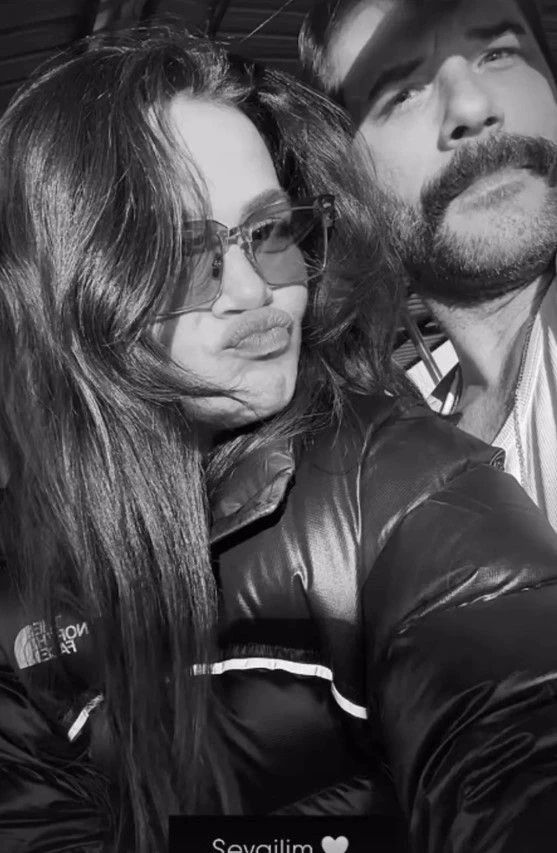 Uzak Şehir'in Alya'sı Sinem Ünsal'dan sevgilisi Berk Cankat'a romantik doğum günü kutlaması 5