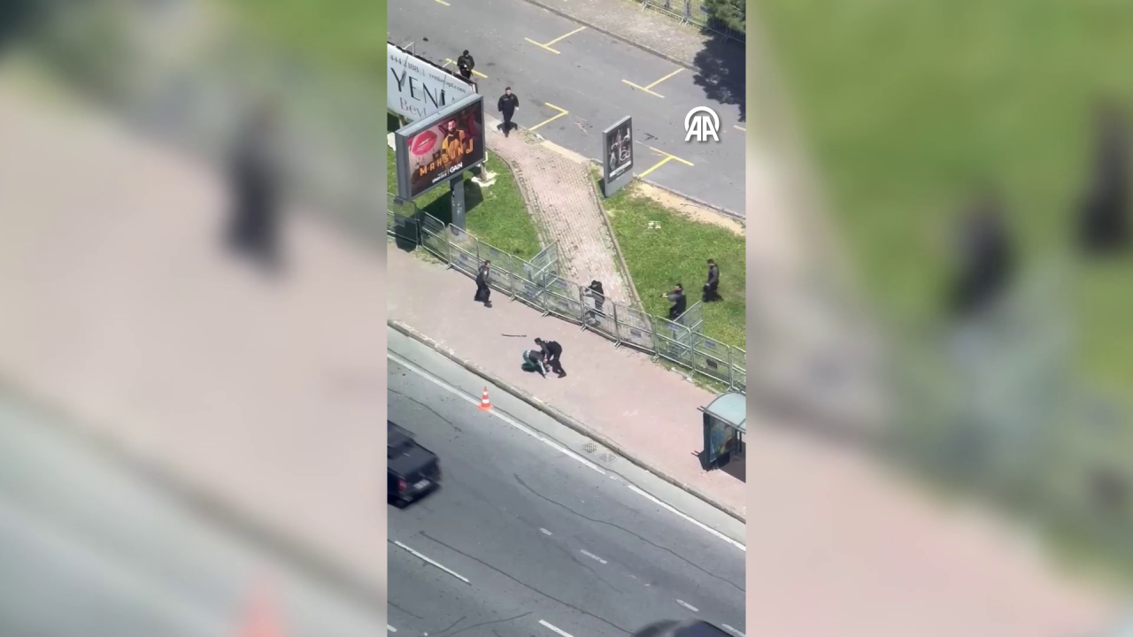 İsrail Başkonsolosluğu önünde silah sesleri! Havaya ateş açıldı! İşte ilk sözleri... 3