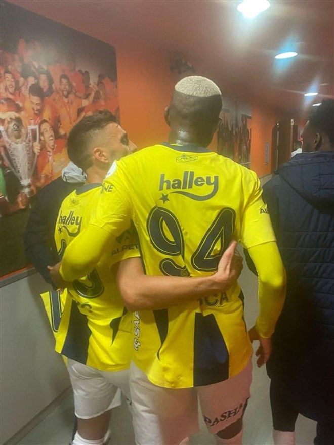 Dusan Tadic ile Anderson Talisca arasında büyük gerilim: Güçlükle tuttular! 6