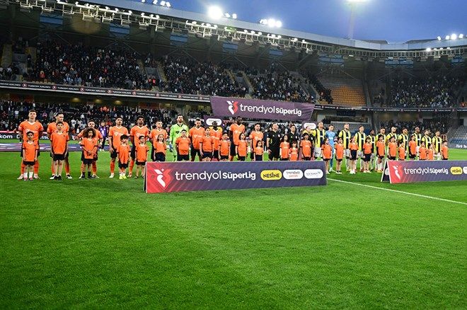 Nihat Kahveci'den Fenerbahçe - Başakşehir maçı sonrası bomba tepki: 'Teşekkür ederiz' derim" ya yeter artık ya! 1