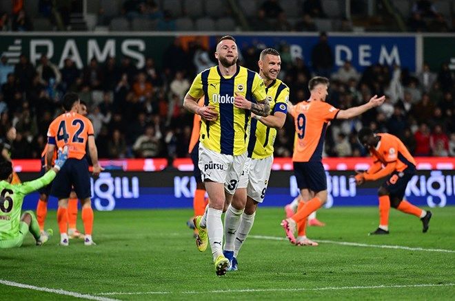 Nihat Kahveci'den Fenerbahçe - Başakşehir maçı sonrası bomba tepki: 'Teşekkür ederiz' derim" ya yeter artık ya! 3