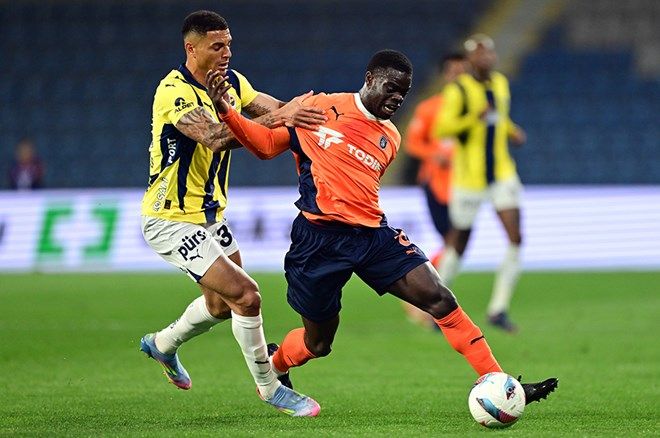 Nihat Kahveci'den Fenerbahçe - Başakşehir maçı sonrası bomba tepki: 'Teşekkür ederiz' derim" ya yeter artık ya! 6