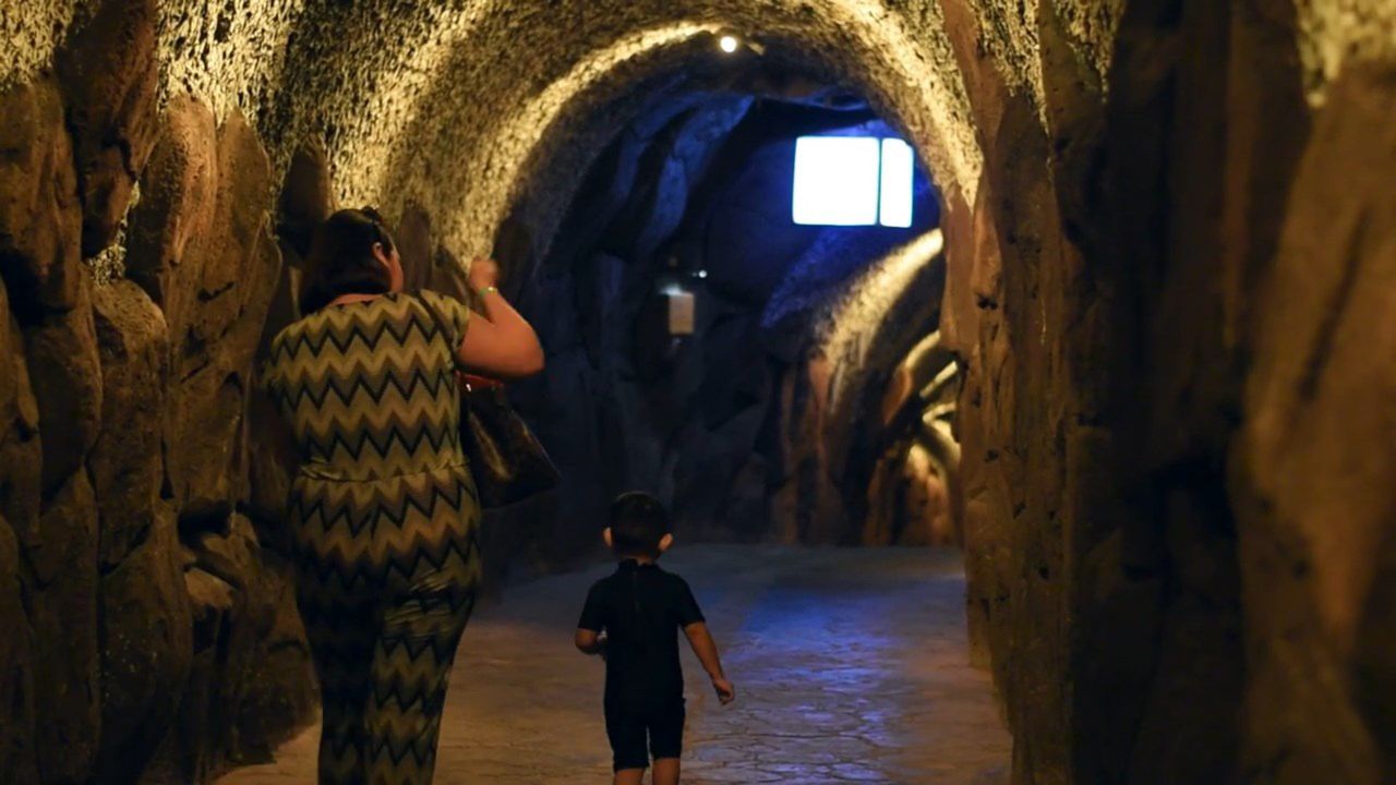 Antalya'daki 5 yıldızlı otellerden falezlere gizli tünel! Skandalı turistler paylaşınca ortaya çıktı 7