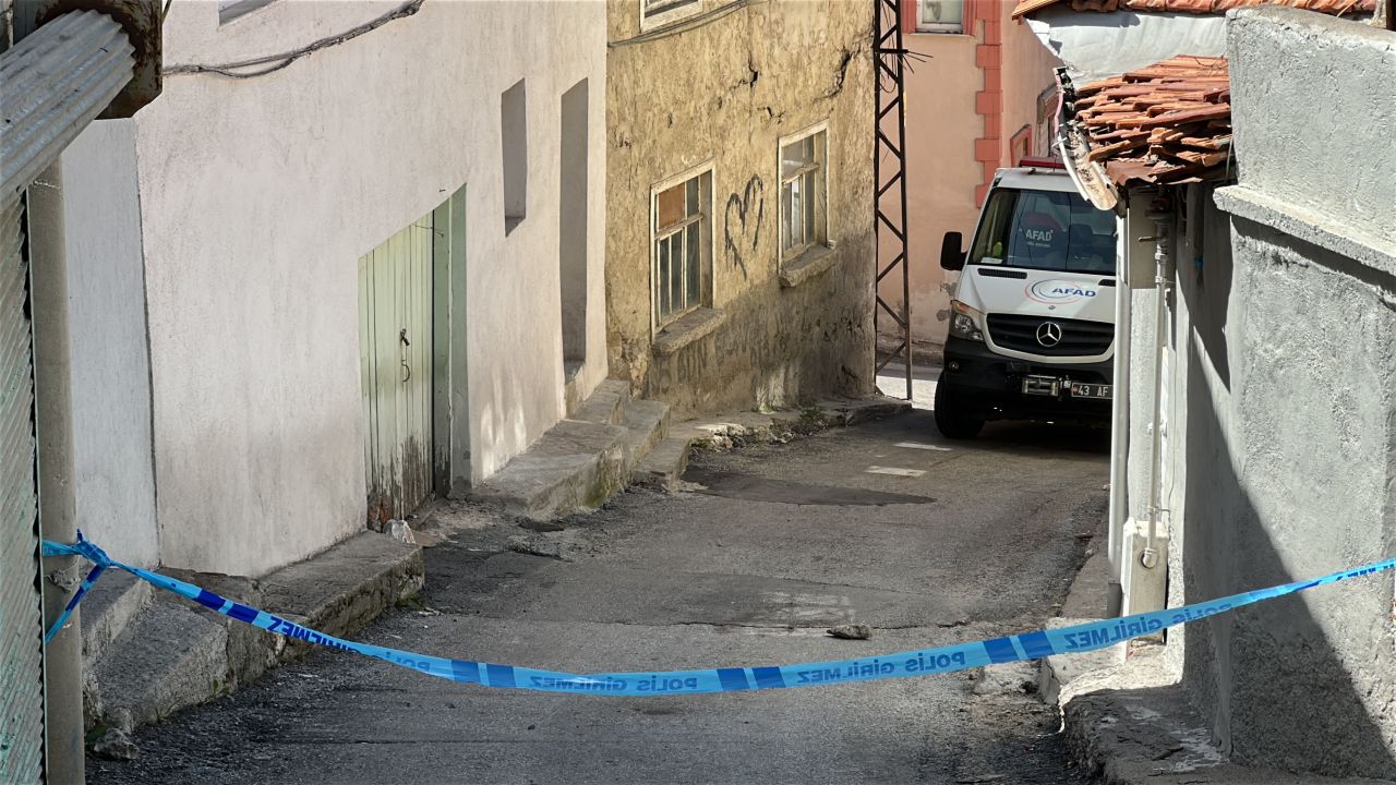 1 yıldır kayıptı, Nagihan'ı dayısı öldürüp üzerine beton dökmüş! Kütahya'da Pınar Gültekin vakası... 8