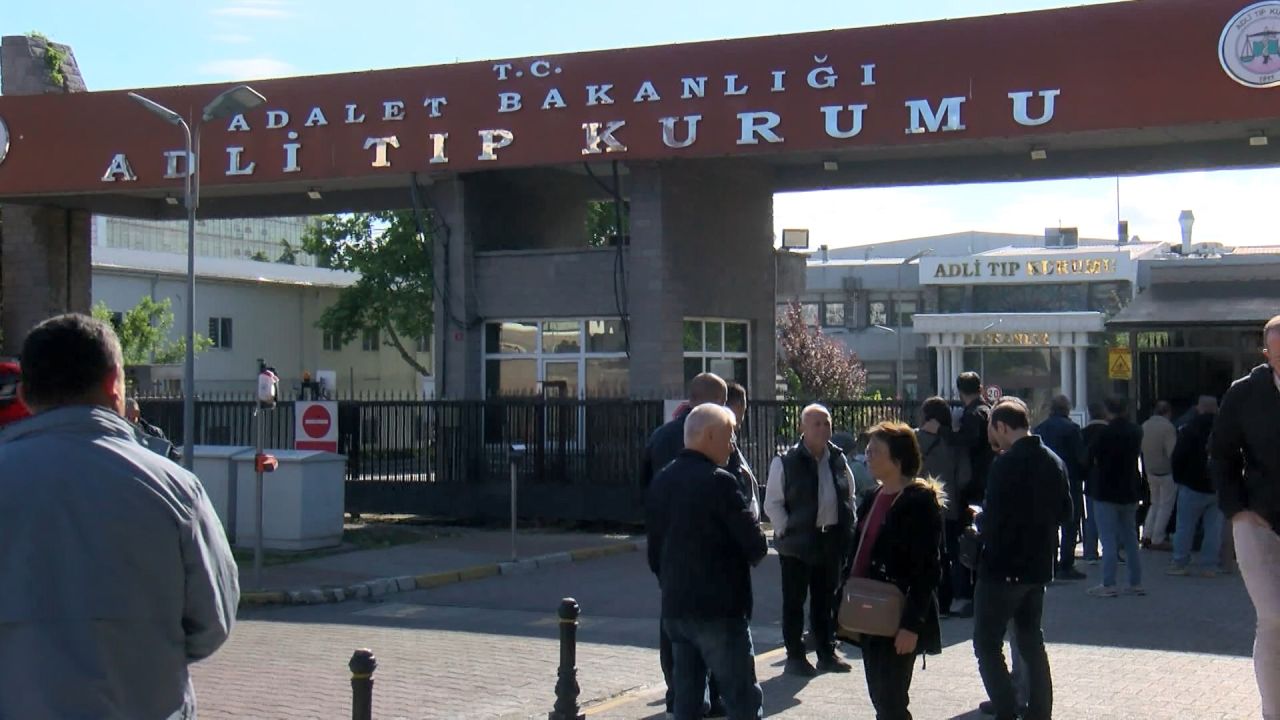 Metrobüs kazasında ölen Ebru Heper’in ailesi isyan etti: Araçların hepsi bozuk, bakım hiç yok 9