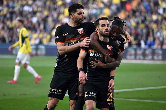 Dünyanın en iyi takımları belli oldu: Süper Lig ekibi listeye damga vurdu! Tam 166 sıra yükseldi... 23