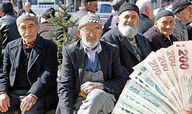 Emekliye rekor promosyon! Resmen yarışa girdiler! 27 bin TL'ye varan ödeme! Hangi banka ne kadar promosyon ödüyor? İşte tam liste! 2