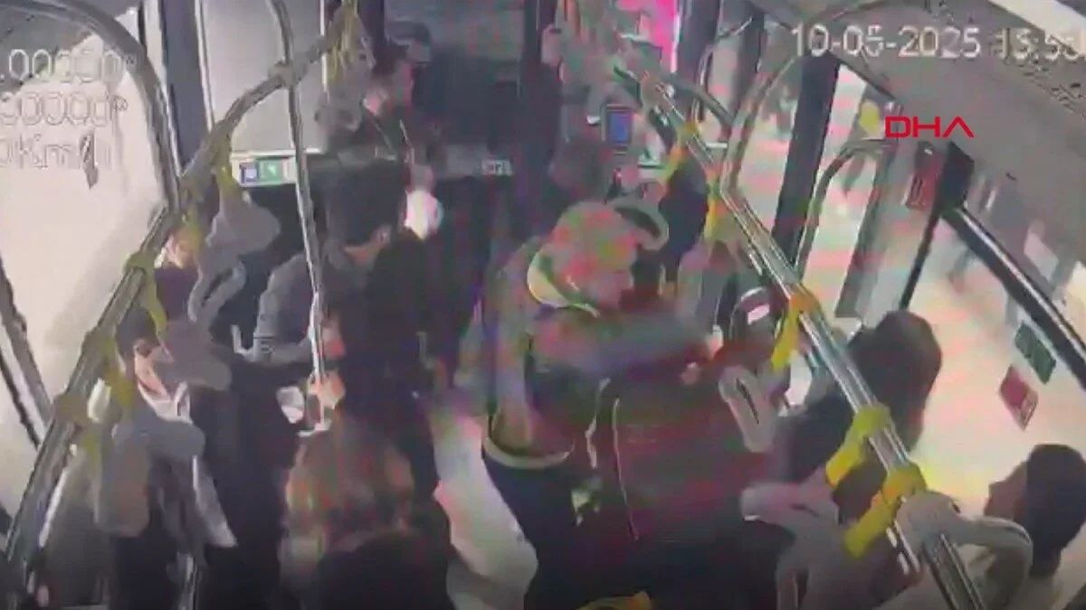 Metrobüs faciası göz göre göre gelmiş! İBB'nin ölümcül hatası... Şoförlere sadece 2 haftalık eğitim verildi... 7