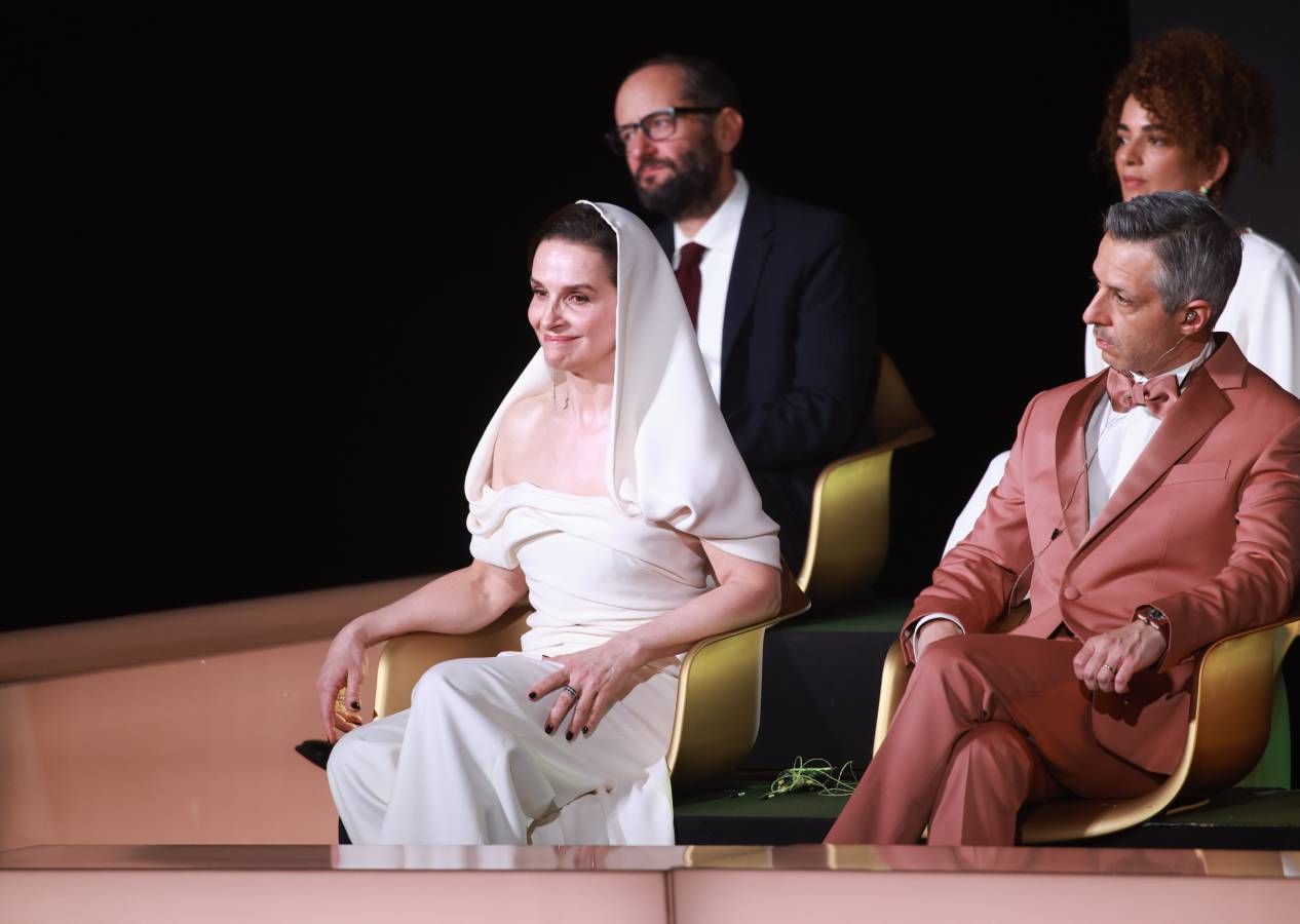 Juliette Binoche Cannes'da Filistinli gazeteci Fatima Hassona’yı andı, ayakta alkışlandı 7