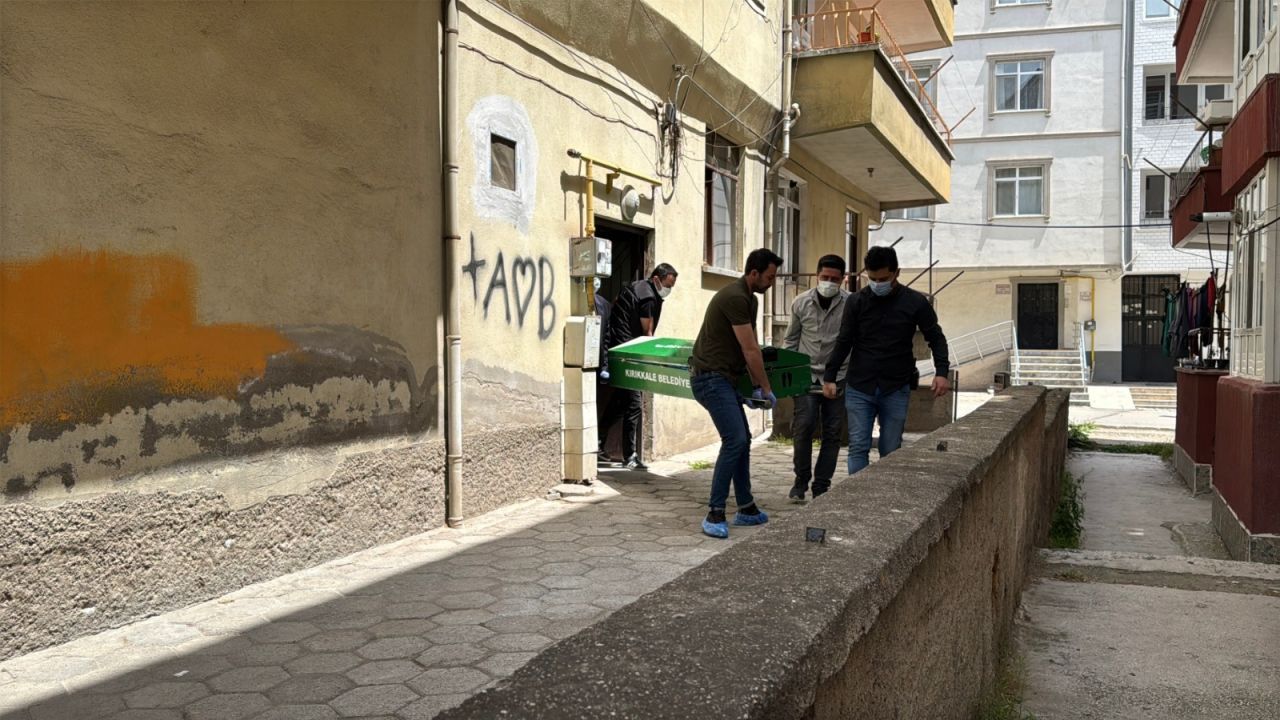 Çilingirle girilen evden 11 yıldır kayıp olan Hüseyin Okumuşoğlu'nun parçalanmış cesedi çıktı 5