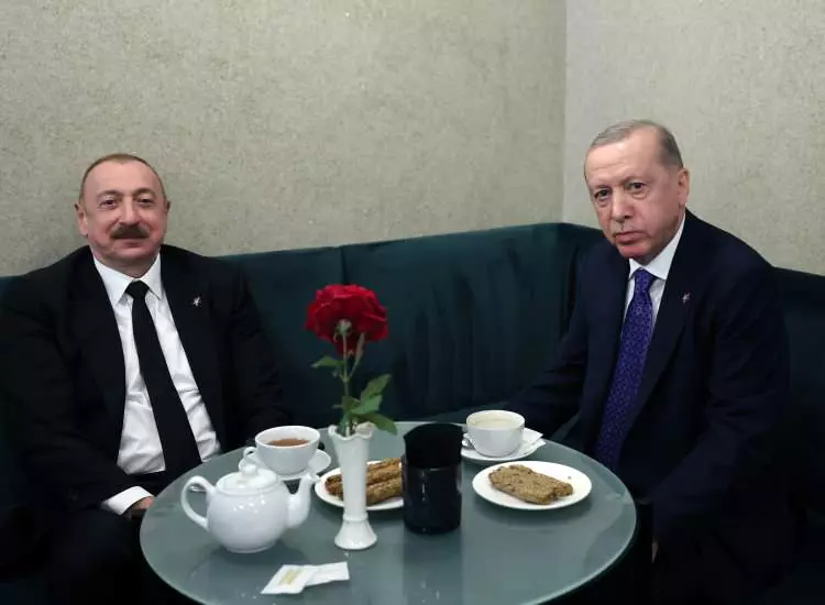 Avrupa Siyasi Topluluğu 6. Zirvesi'nden dikkat çeken kareler! Dünya gündemine oturdu 1
