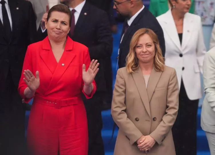 Avrupa Siyasi Topluluğu 6. Zirvesi'nden dikkat çeken kareler! Dünya gündemine oturdu 38