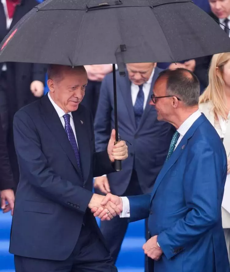 Avrupa Siyasi Topluluğu 6. Zirvesi'nden dikkat çeken kareler! Dünya gündemine oturdu 7
