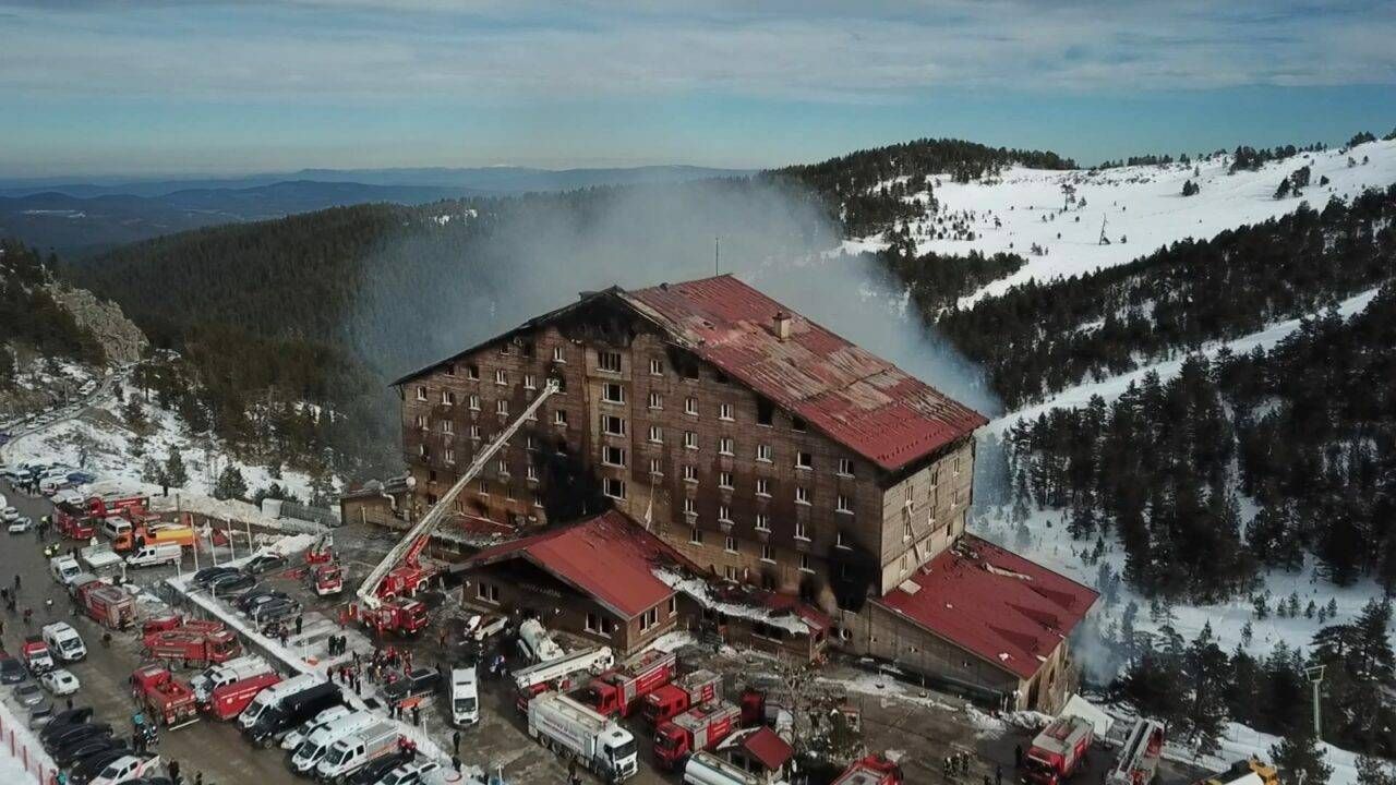 Grand Kartal Otel’deki yangın faciasında korkunç detaylar iddianamede: Ölülerin birçoğu kömürleşmiş, kaçış sistemi yok, itiraflar peş peşe 9