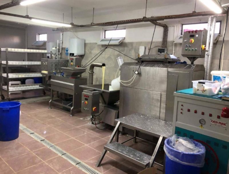 Kaşar peynirinin içinden eldiven çıktı! Tam 5 ton hileli ürünü piyasaya süreceklerdi... 2