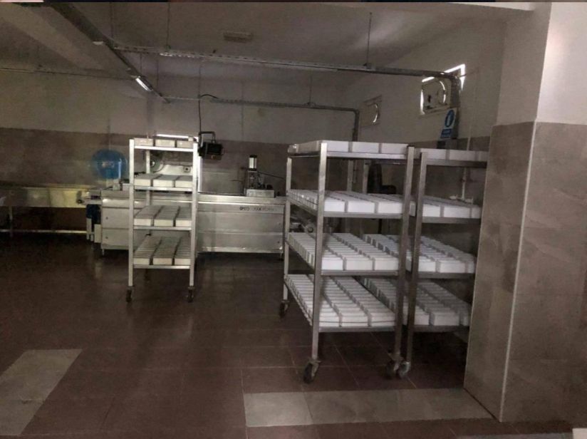 Kaşar peynirinin içinden eldiven çıktı! Tam 5 ton hileli ürünü piyasaya süreceklerdi... 3