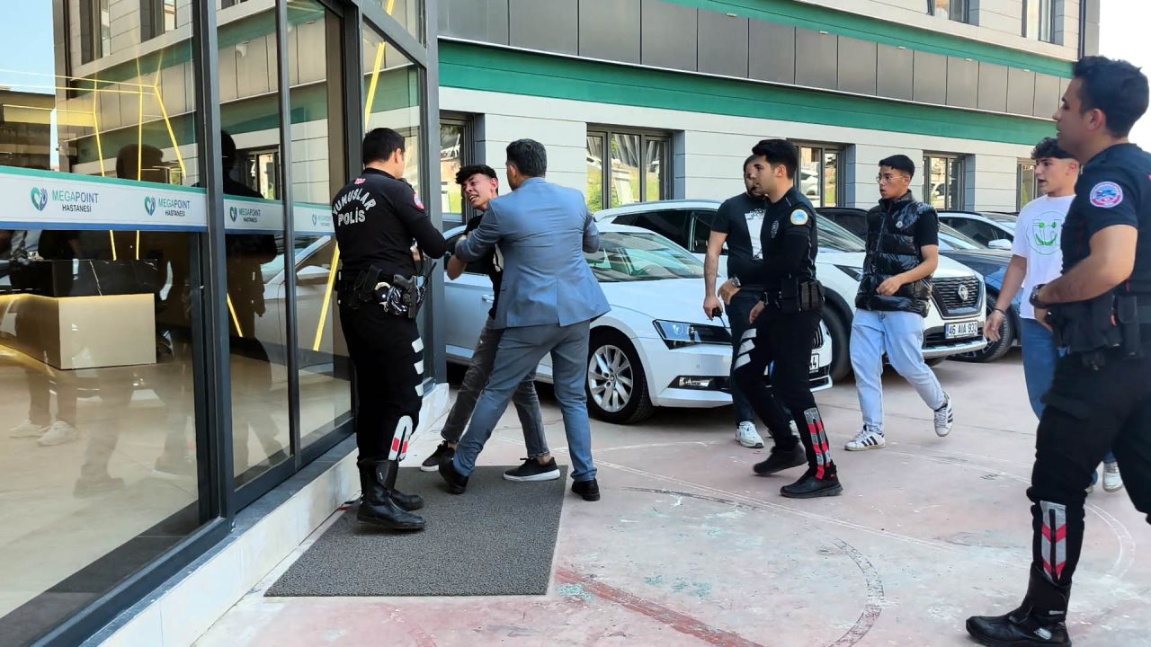 Hastanede dehşet! Eser Karaca uzaklaştırma kararı verilen eşi tarafından işyerinde katledildi 5