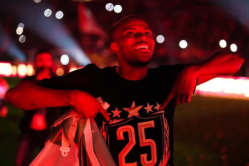 Galatasaray'ın şampiyonluk kutlamalarında sahneye çıkacak sanatçılar belli oldu! 6