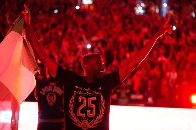 Galatasaraylıları kahreden haber Fransa'dan geldi: Transferi duyurdular! 2