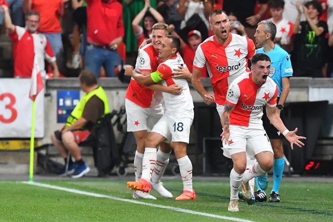 Galatasaray'ın Şampiyonlar Ligi'ndeki muhtemel rakipleri bir bir belli oluyor! 14