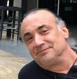 Yeşilçam oyuncusu Mehmet Serdar Sulukahya, sosyal medyadan tanıştığı üniversite öğrencisi tarafından evinde bıçaklanarak hayatını kaybetti! Yakalanan şüpheliden cinsel saldırı iddiası 9