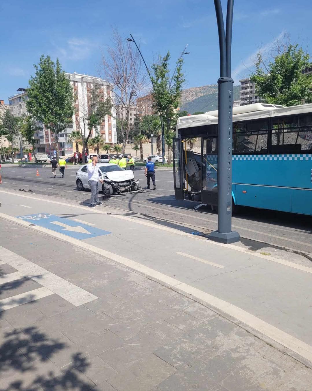 Ölüm Esra'yı halk otobüsünde buldu! Kahramanmaraş'taki feci kazada 1 ölü, 8 yaralı 3