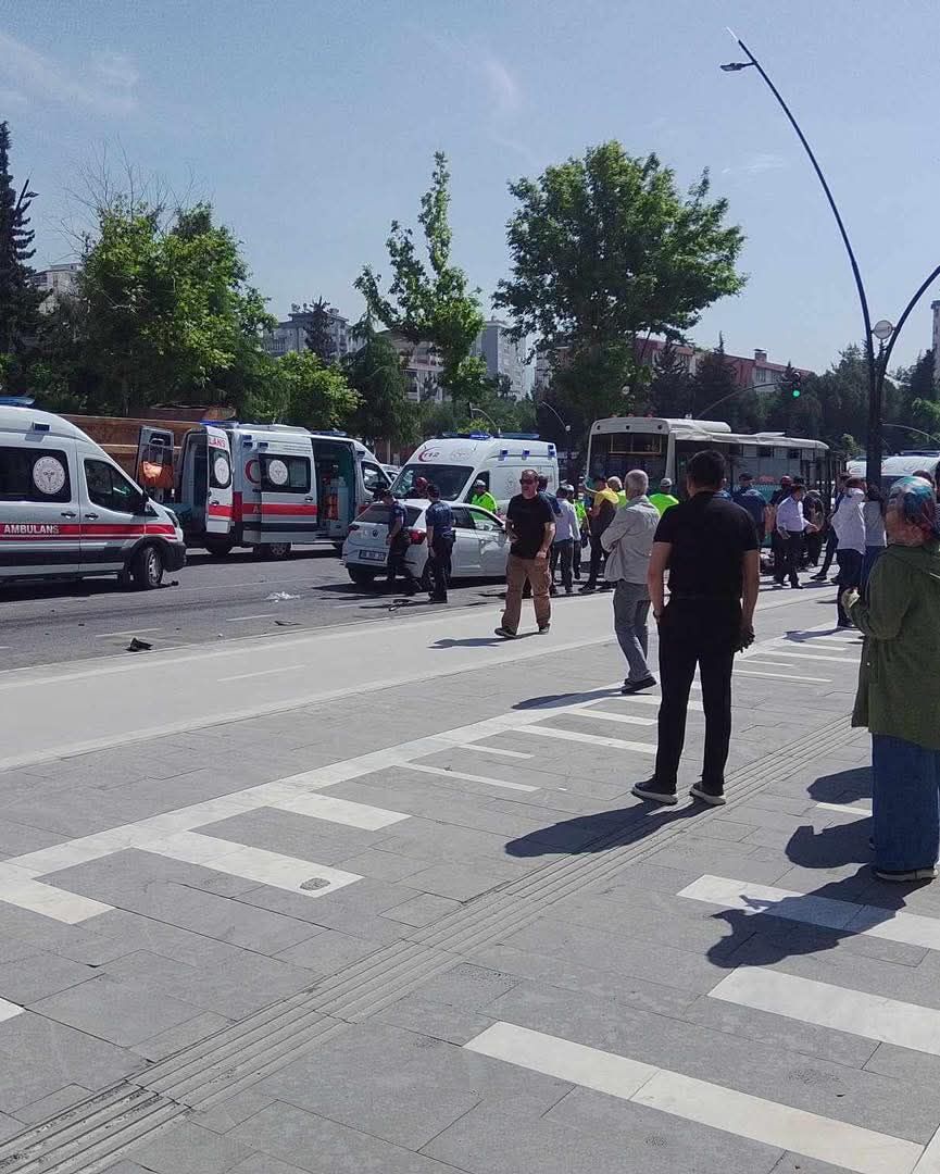 Ölüm Esra'yı halk otobüsünde buldu! Kahramanmaraş'taki feci kazada 1 ölü, 8 yaralı 2