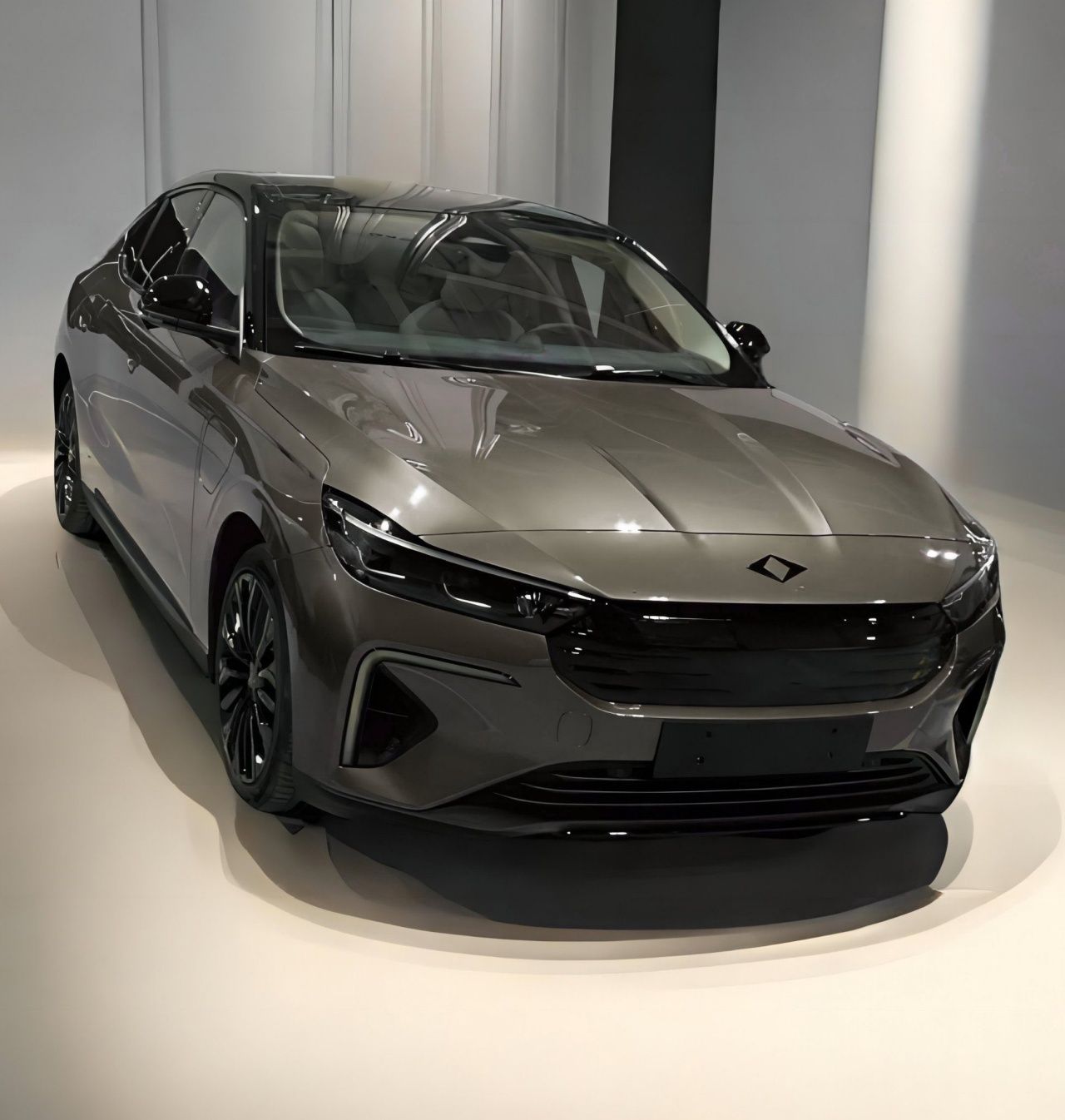 Togg T10F sedan modelinin yeni renk seçenekleri basına sızdırıldı 3