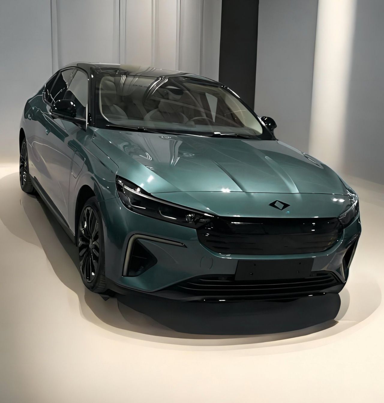 Togg T10F sedan modelinin yeni renk seçenekleri basına sızdırıldı 2