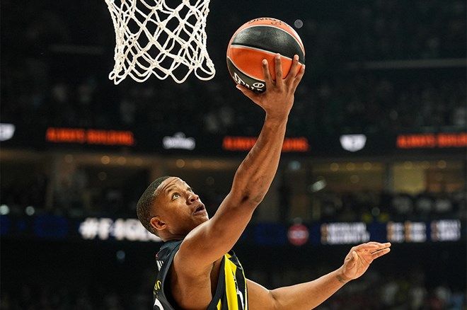 Fenerbahçe Beko'nun EuroLeague finalindeki rakibi belli oldu 4