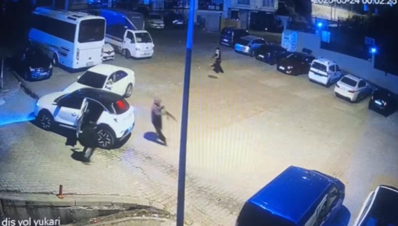Kağıthane'de kalaşnikoflu pusu! Oturduğu siteye girmek isterken önünü kesip kurşun yağdırdılar 3