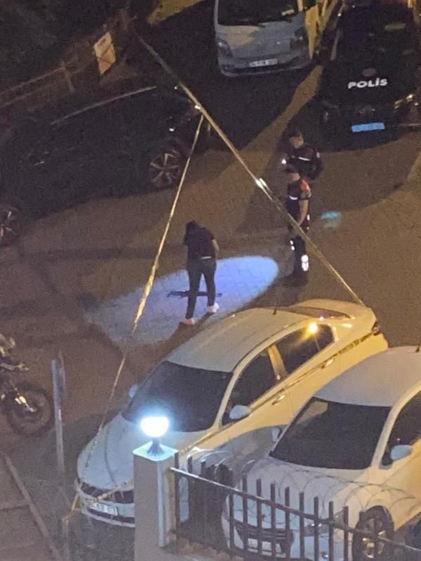 Kağıthane'de kalaşnikoflu pusu! Oturduğu siteye girmek isterken önünü kesip kurşun yağdırdılar 7