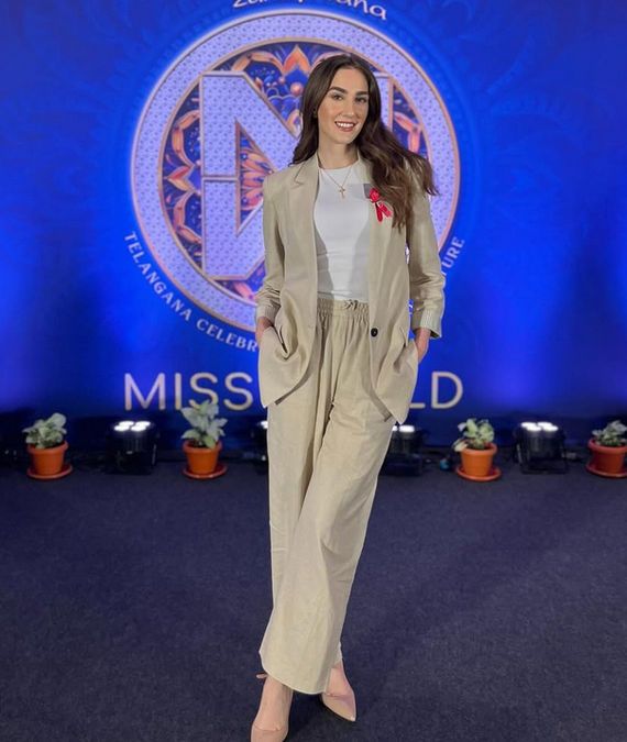 İdil Bilgen, Miss World'de çeyrek finale kaldı 3