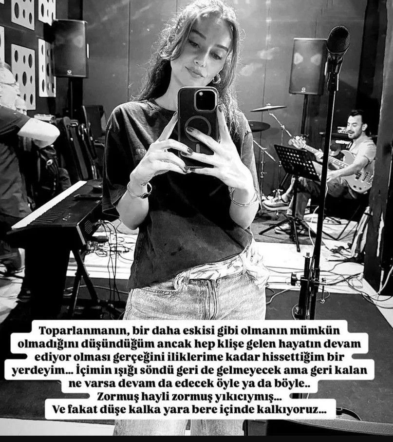 Babası Edip Akbayram'ın vefatının ardından sahnelere ara veren Türkü Akbayram'dan sürpriz karar! 3
