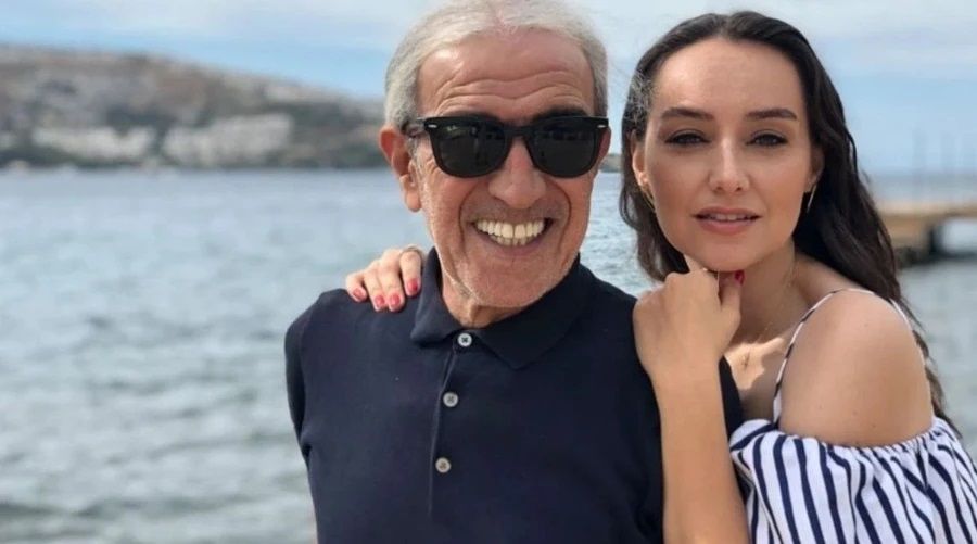 Babası Edip Akbayram'ın vefatının ardından sahnelere ara veren Türkü Akbayram'dan sürpriz karar! 2